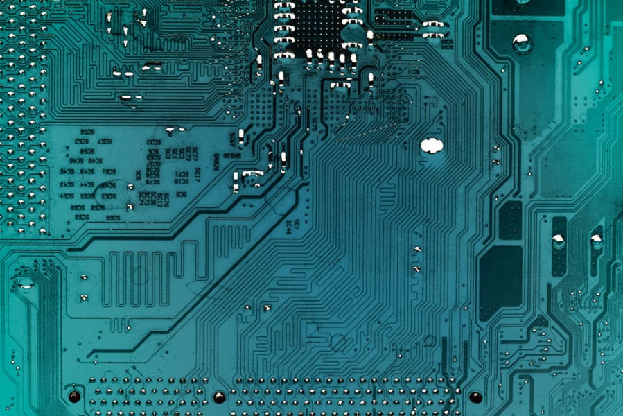 pcb板黑色和綠色，黑色pcb和綠色pcb散熱哪個好？